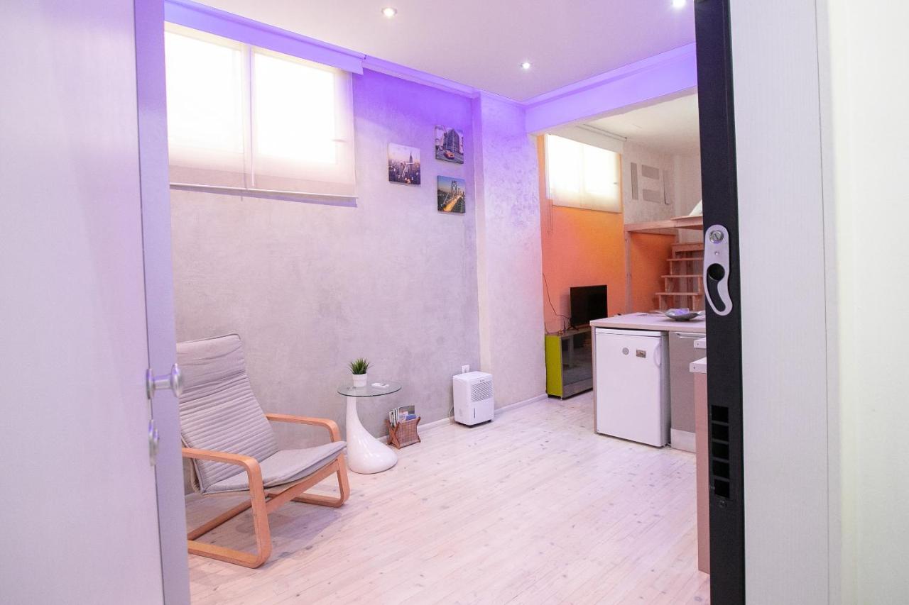 Orange And Blue Studio Downtown 5 Min From White Tower Daire Selanik Dış mekan fotoğraf
